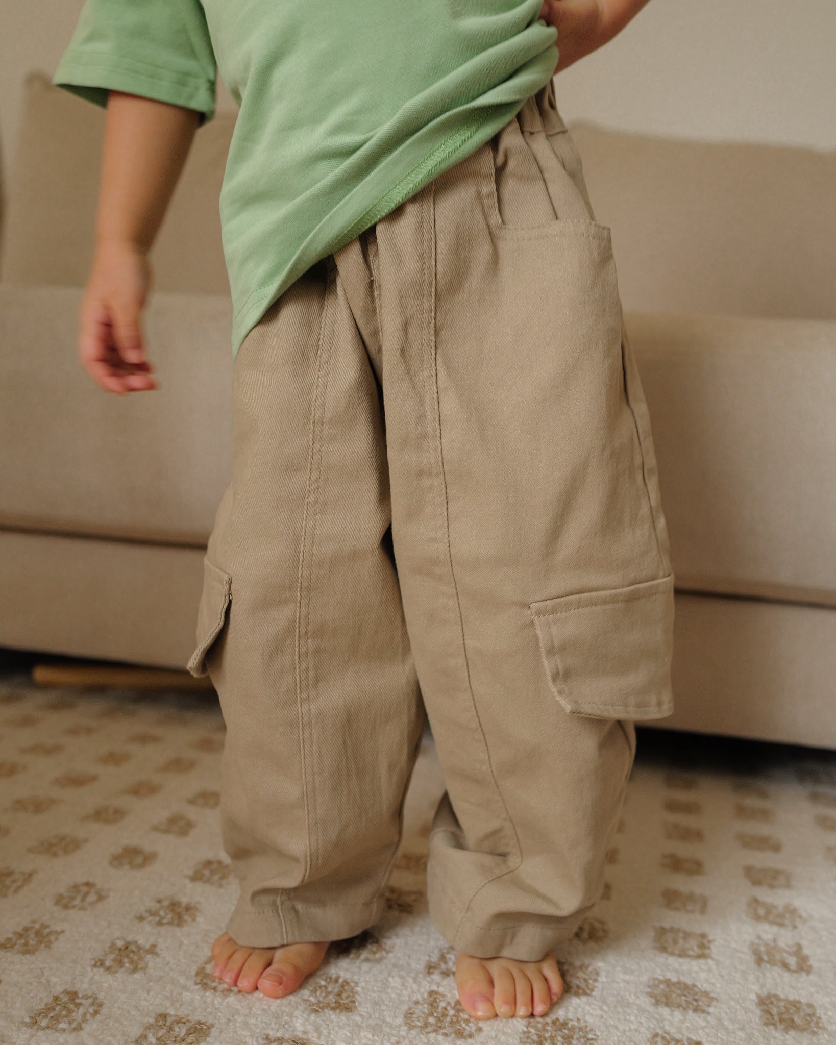 Barrel Cargo Pants (Khaki)